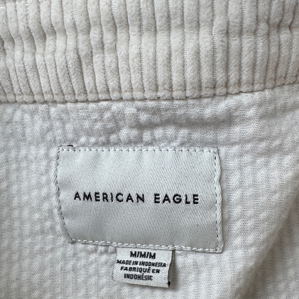 American Eagle Women’s Cream Corduroy Cropped Oversized Shirt Size M - Picture 5 of 11